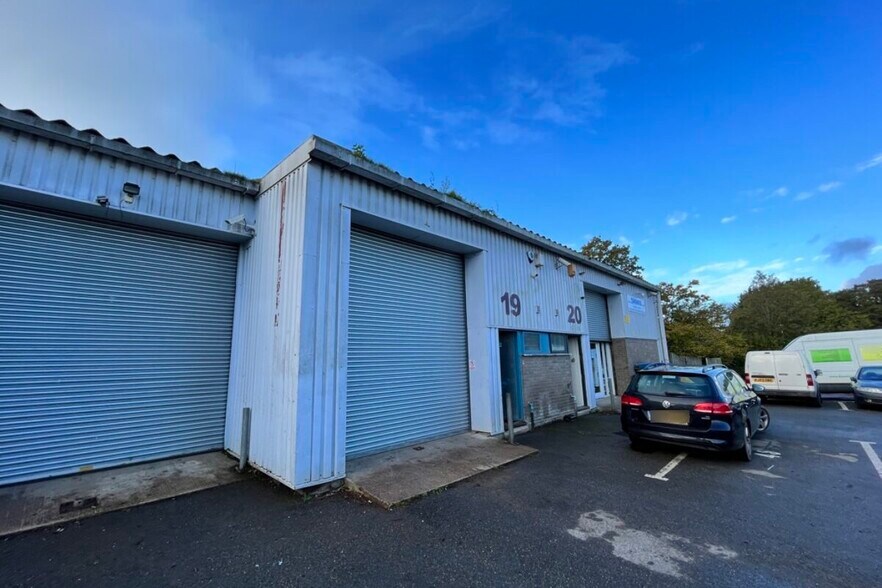 Newton Rd, Kingsteignton à louer - Photo de l’immeuble – Image 2 sur 2