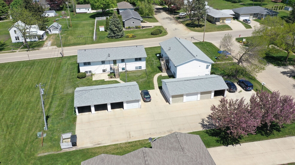 Northeast Iowa Portfolio portefeuille de 3 biens à vendre sur LoopNet.fr - Photo de l’immeuble – Image 2 sur 19