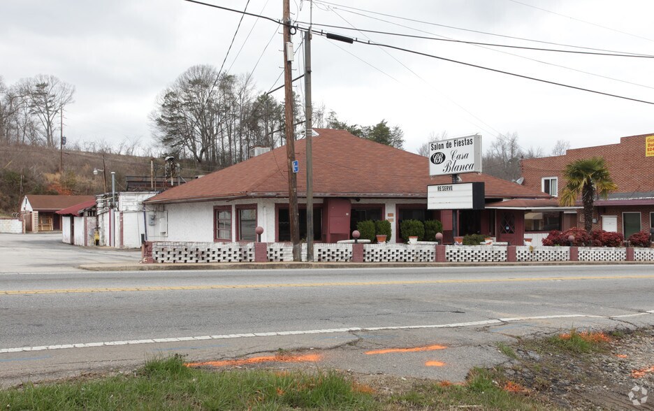 1636 Atlanta Hwy, Gainesville, GA à louer - Photo de l’immeuble – Image 3 sur 36