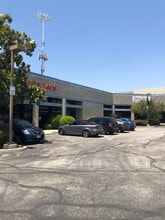 325 Alabama St, Redlands, CA à louer Photo intérieure– Image 2 sur 4