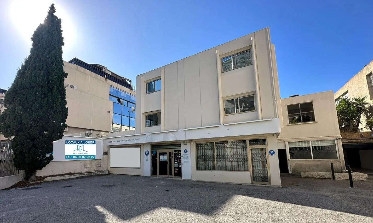 111 Avenue Léon Bérenger, Saint-Laurent-du-Var à louer Photo de l’immeuble– Image 1 sur 6