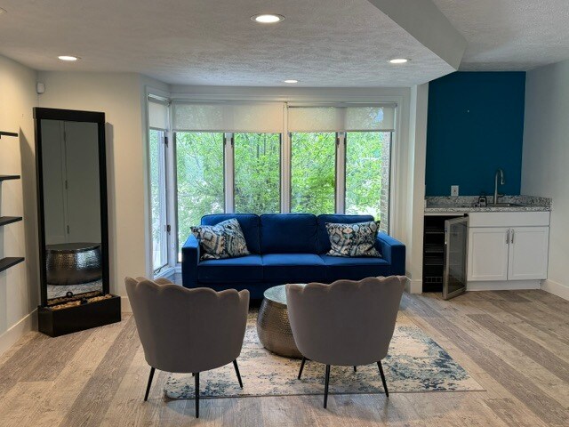 1219 E Saginaw St, Lansing, MI à vendre - Photo de l’immeuble – Image 3 sur 12