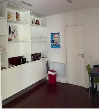 Plus de détails pour Bureau à vendre