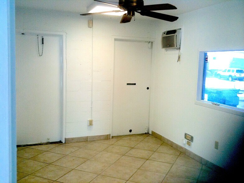 2780-2790 NE 7th Ave, Pompano Beach, FL à louer - Photo de l’immeuble – Image 3 sur 7