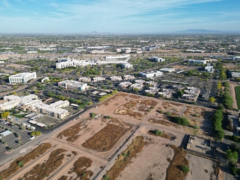 1915 E Willis Rd, Gilbert, AZ à vendre - Photo de l’immeuble – Image 3 sur 6
