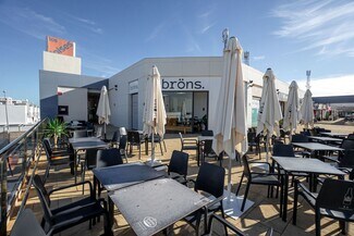 Plus de détails pour Local commercial à louer