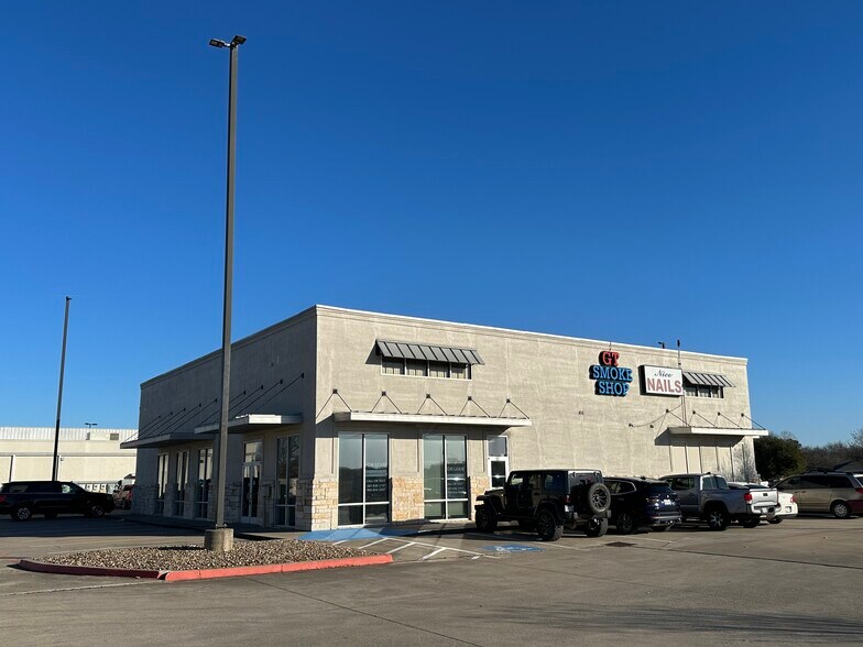 810 N Union St, Whitesboro, TX à louer - Photo de l’immeuble – Image 1 sur 6