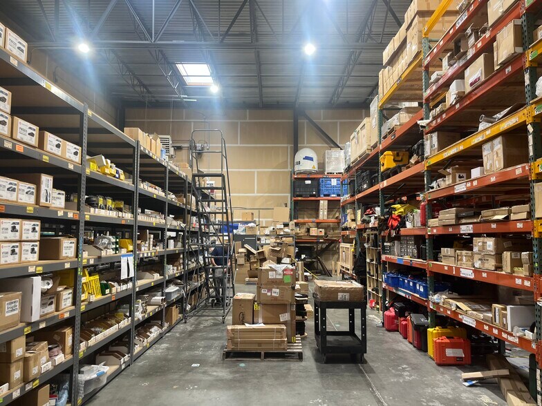 4237 24th Ave W, Seattle, WA à louer - Photo de l’immeuble – Image 3 sur 12