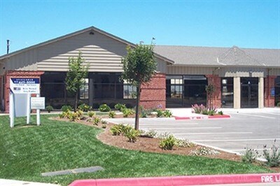 333 Abbott St, Salinas, CA à louer - Photo de l’immeuble – Image 2 sur 4