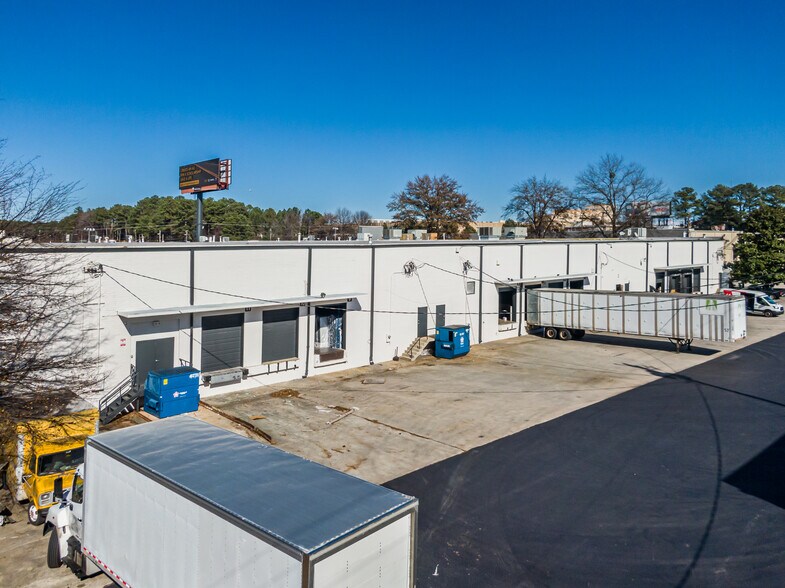 6460 Dawson Blvd, Norcross, GA à louer - Photo de l’immeuble – Image 3 sur 4