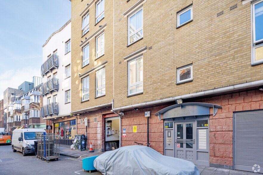 22 Peter St, Londres à louer - Photo de l’immeuble – Image 2 sur 3