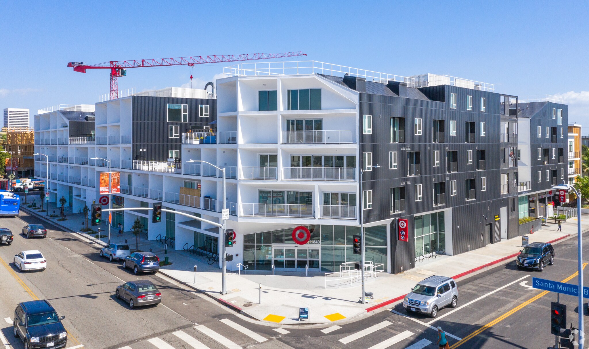 1515 Granville Ave, Los Angeles, CA à louer Photo de l’immeuble– Image 1 sur 10