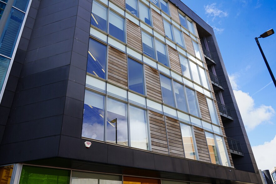 3 Britannia Quay, Cardiff à louer - Photo de l’immeuble – Image 3 sur 8