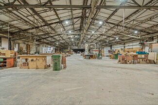 Plus de détails pour 1641 Crystal Ave, Kansas City, MO - Industriel/Logistique à vendre
