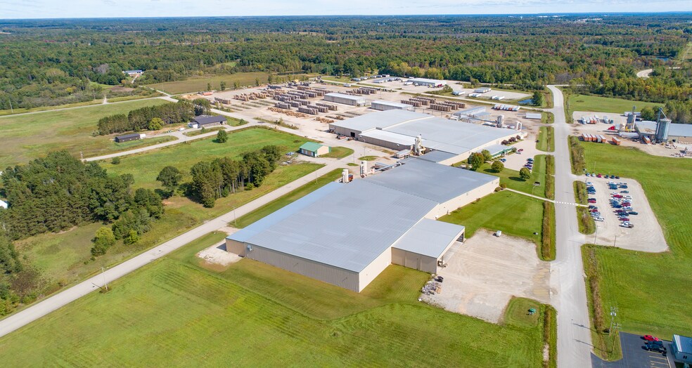 970 Ogden Rd, Peshtigo, WI à vendre - Photo de l’immeuble – Image 3 sur 36