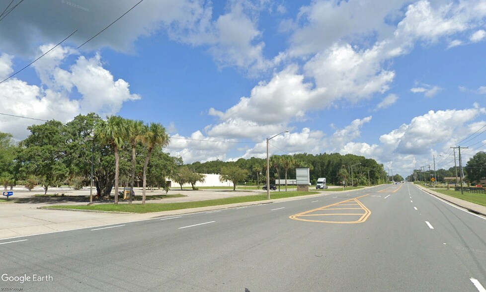 SE 36th Avenue, Ocala, FL à louer - Photo de l’immeuble – Image 2 sur 2