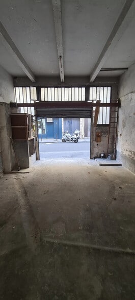 Local d'activités dans Paris à vendre - Photo de l’immeuble – Image 3 sur 11