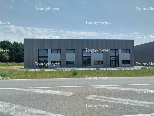 Plus de détails pour 4 Rue De Milan, Thouaré-sur-Loire - Local d’activités à vendre