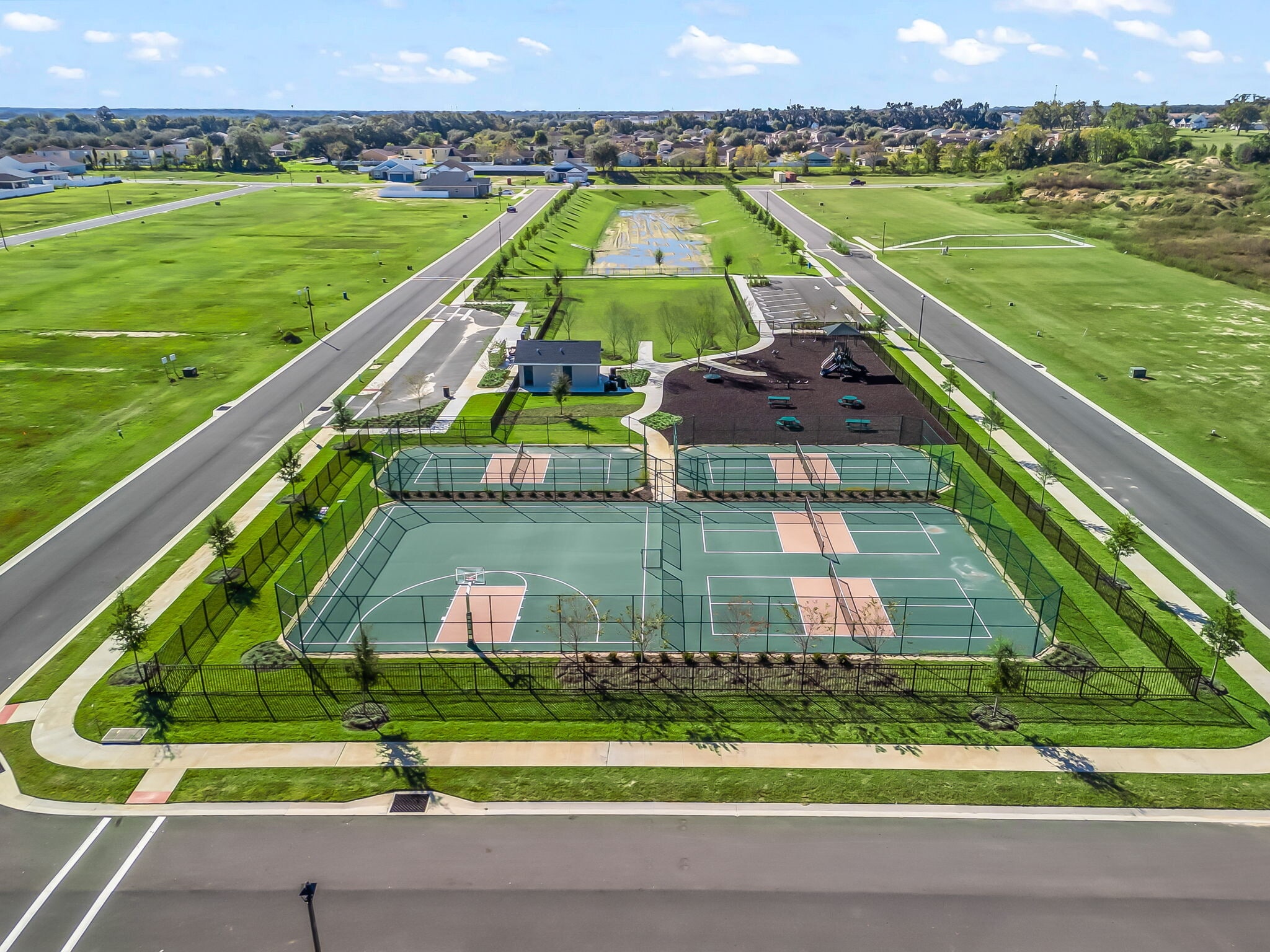 NE 125th Loop, Oxford, FL à vendre Photo principale– Image 1 sur 13