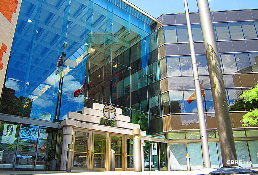 300 Pearl St, Buffalo, NY à louer - Photo de l’immeuble – Image 3 sur 8
