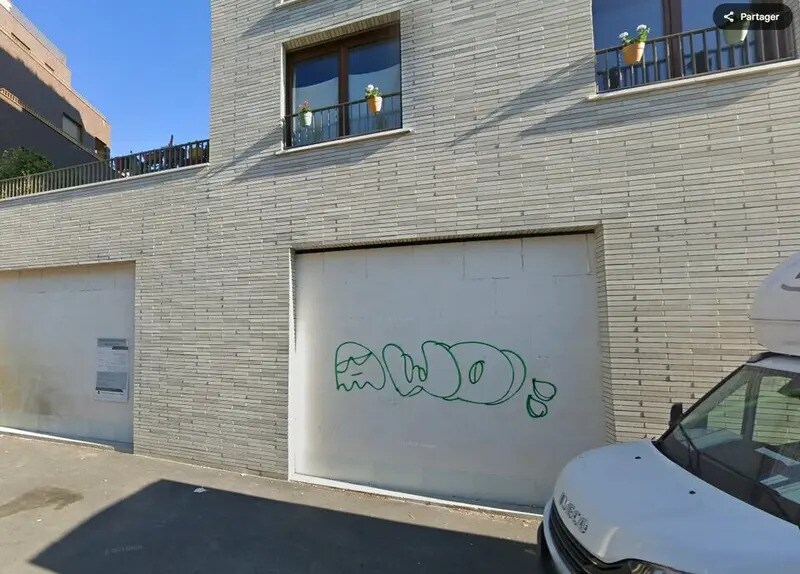 Local commercial dans Montreuil à louer - Photo de l’immeuble – Image 1 sur 4