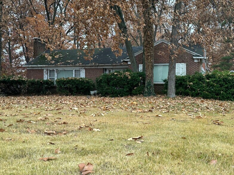 805-809 N Keller Dr, Effingham, IL à vendre - Photo de l’immeuble – Image 2 sur 6