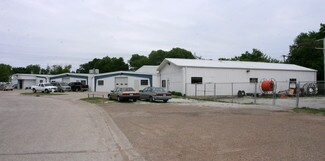 Plus de détails pour 232 Commercial St, Garland, TX - Industriel/Logistique à louer