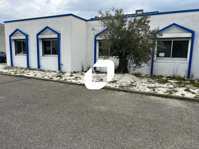 Plus de détails pour Bureau à louer