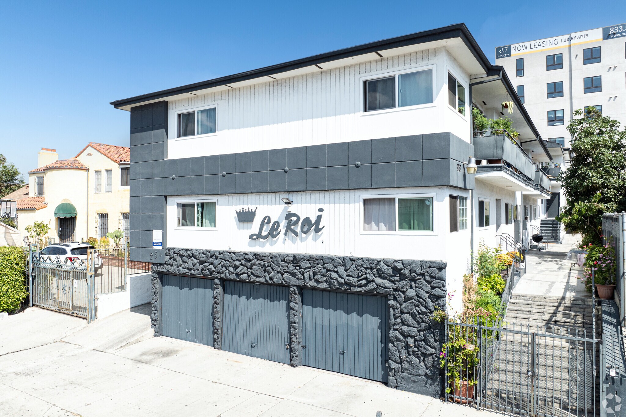 254 S Normandie Ave, Los Angeles, CA à vendre Photo principale– Image 1 sur 33
