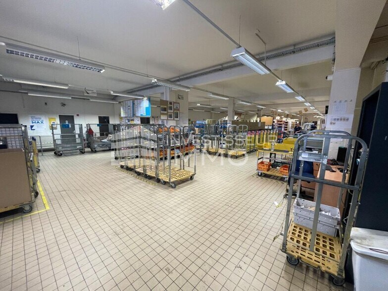 Local commercial dans Nemours à louer - Photo intérieure – Image 2 sur 11