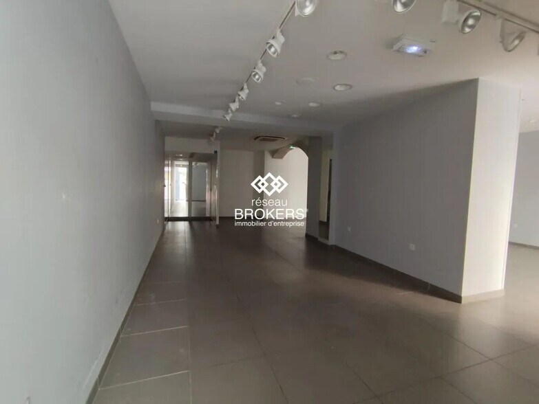 Local commercial dans Castres à vendre - Photo intérieure – Image 1 sur 2