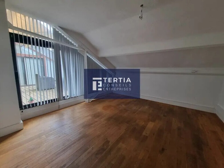 Bureau dans Montpellier à louer - Photo de l’immeuble – Image 3 sur 7