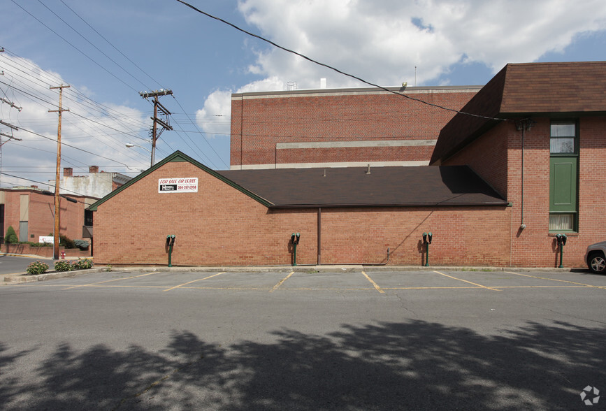 126 E Burke St, Martinsburg, WV à vendre - Photo de l’immeuble – Image 2 sur 6