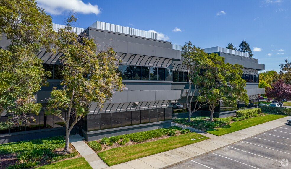 2860 Zanker Rd, San Jose, CA à louer - Photo de l’immeuble – Image 2 sur 5