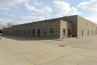 Plus de détails pour 12900-12934 E Ten Mile Rd, Warren, MI - Industriel/Logistique à louer