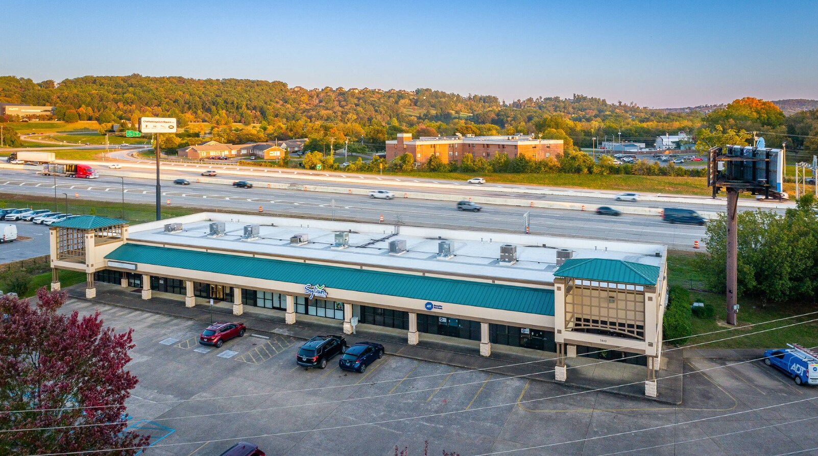 7610 Hamilton Park Dr, Chattanooga, TN à vendre Photo principale– Image 1 sur 40