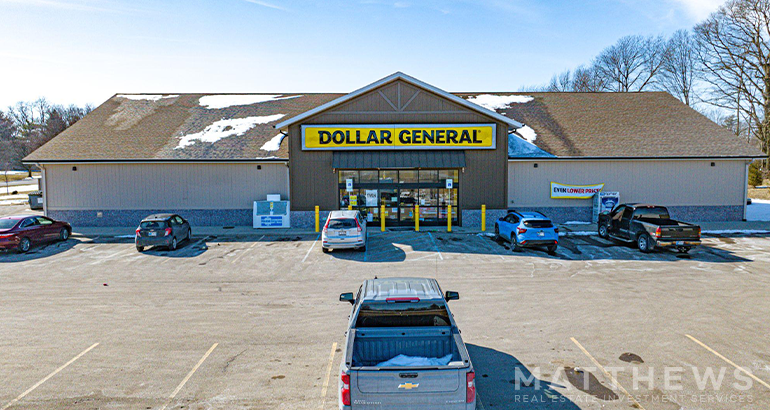 220 E Mercer St, Spiceland, IN à vendre - Photo de l’immeuble – Image 1 sur 3