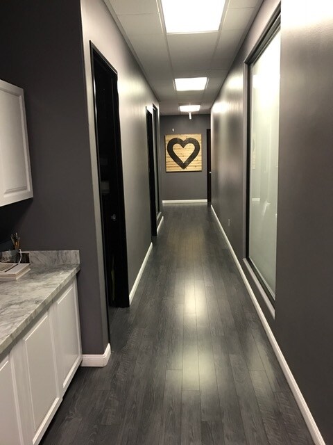8905 S Pecos Rd, Henderson, NV à vendre - Photo intérieure – Image 3 sur 10