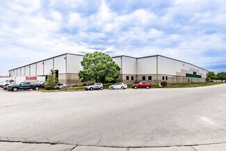 Plus de détails pour 501-535 NW Parkway, Riverside, MO - Industriel/Logistique à louer