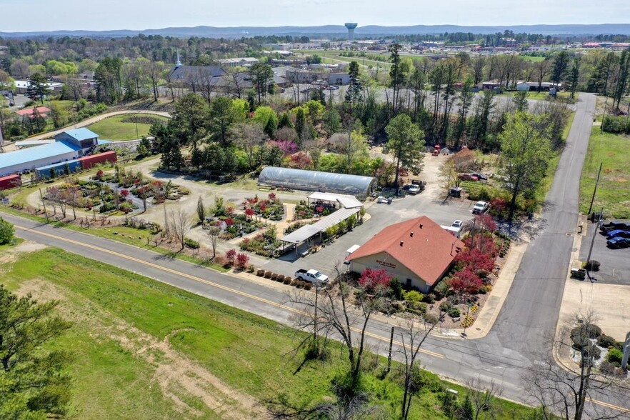 153 Franklin St, Hot Springs, AR à vendre - Photo de l’immeuble – Image 2 sur 15