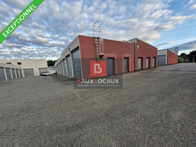Plus de détails pour Local d’activités à vendre