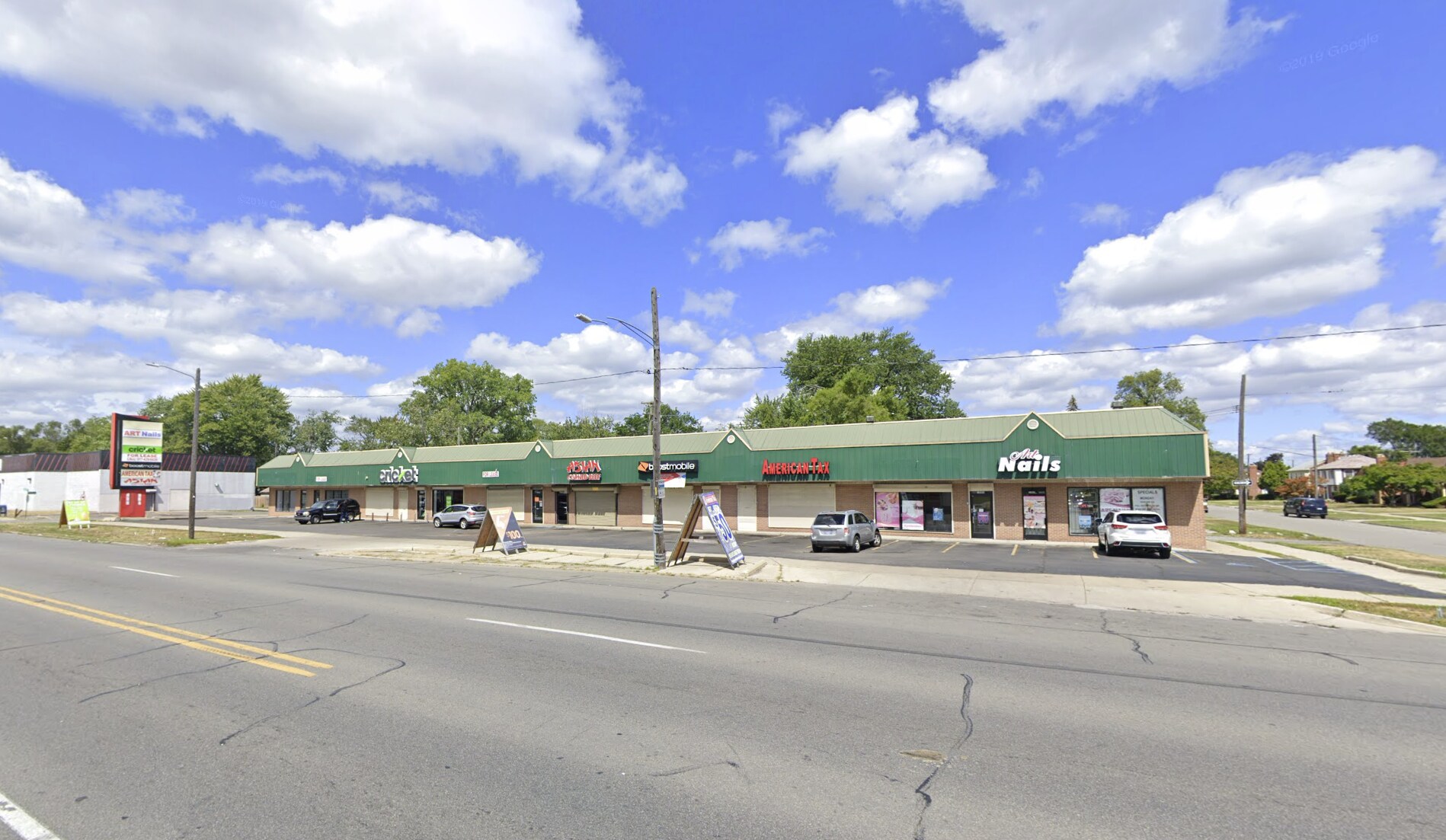 14802-14824 W Seven Mile, Detroit, MI à louer Photo principale– Image 1 sur 3
