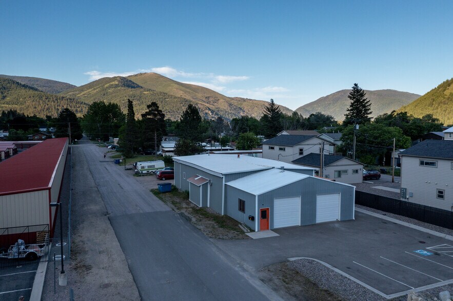 525 Michigan Ave, Missoula, MT à vendre - Photo de l’immeuble – Image 1 sur 33