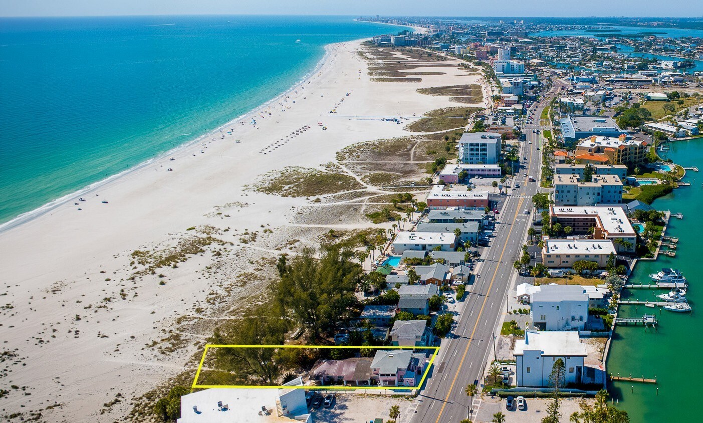 10200 Gulf Blvd, Treasure Island, FL à vendre Photo de l’immeuble– Image 1 sur 14