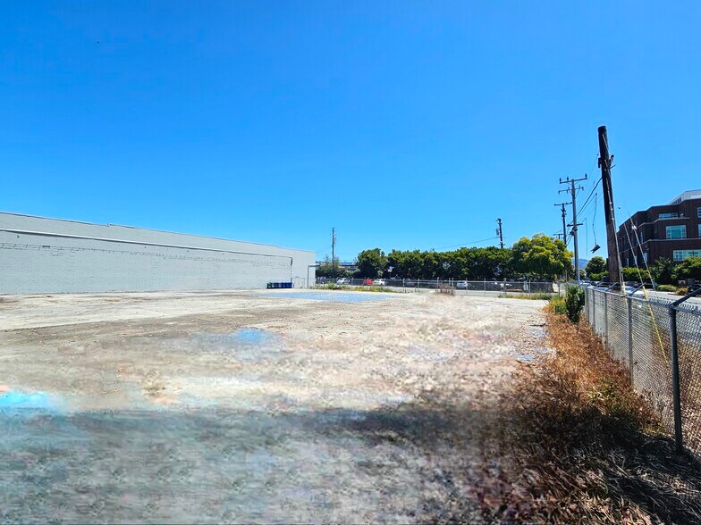 701 Heinz Ave, Berkeley, CA à louer - Photo de l’immeuble – Image 2 sur 3