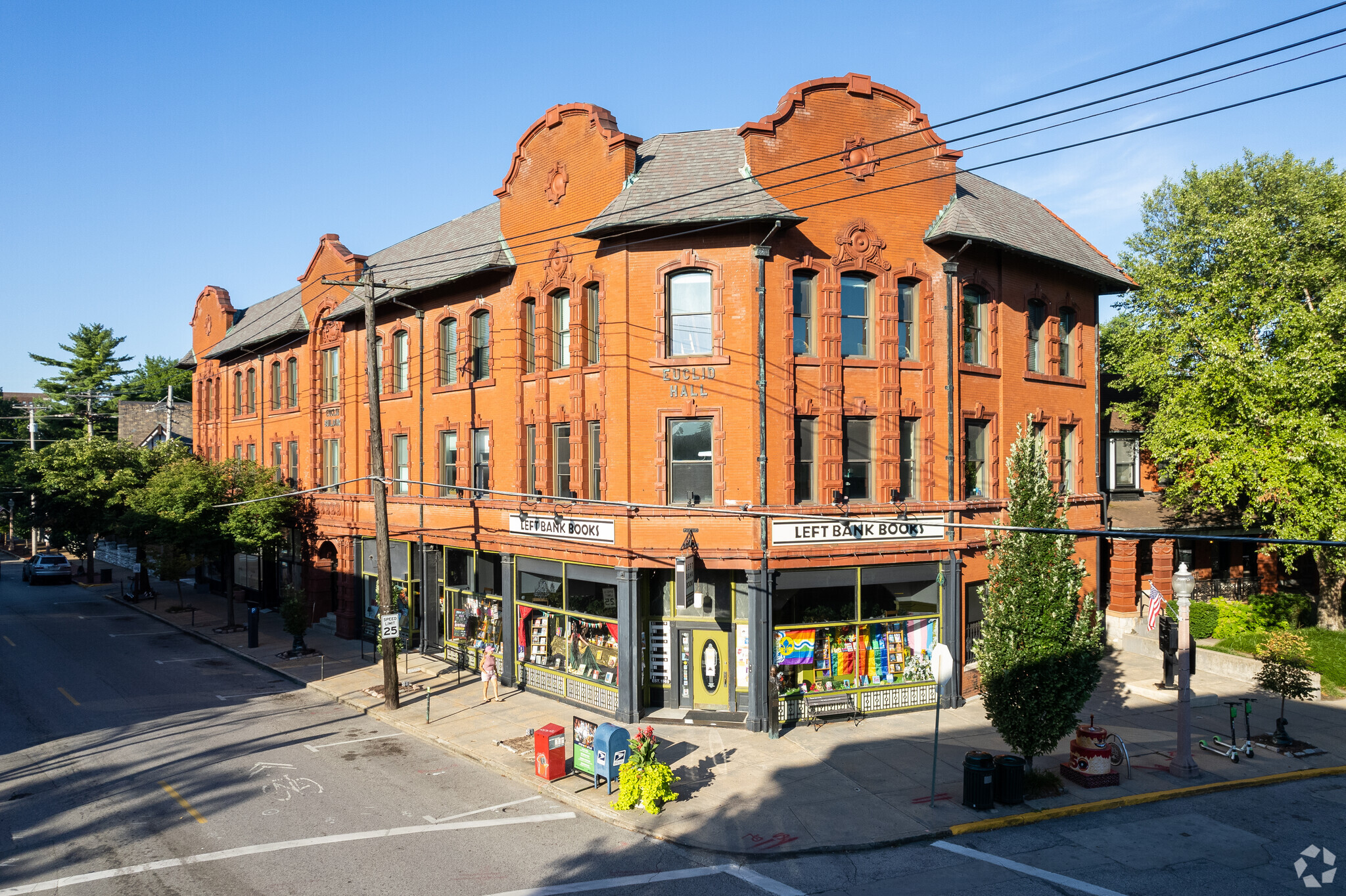 387-399 N Euclid Ave, Saint Louis, MO à louer Photo principale– Image 1 sur 6