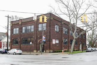 Plus de détails pour 3121 Bridge Ave, Cleveland, OH - Local d'activités à louer