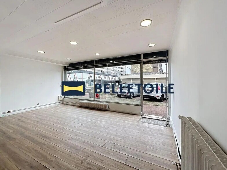 Local commercial dans Chevilly-Larue à vendre - Photo de l’immeuble – Image 3 sur 9