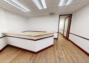 759 SW Federal Hwy, Stuart, FL à louer Numérisation 3D Matterport– Image 1 sur 10