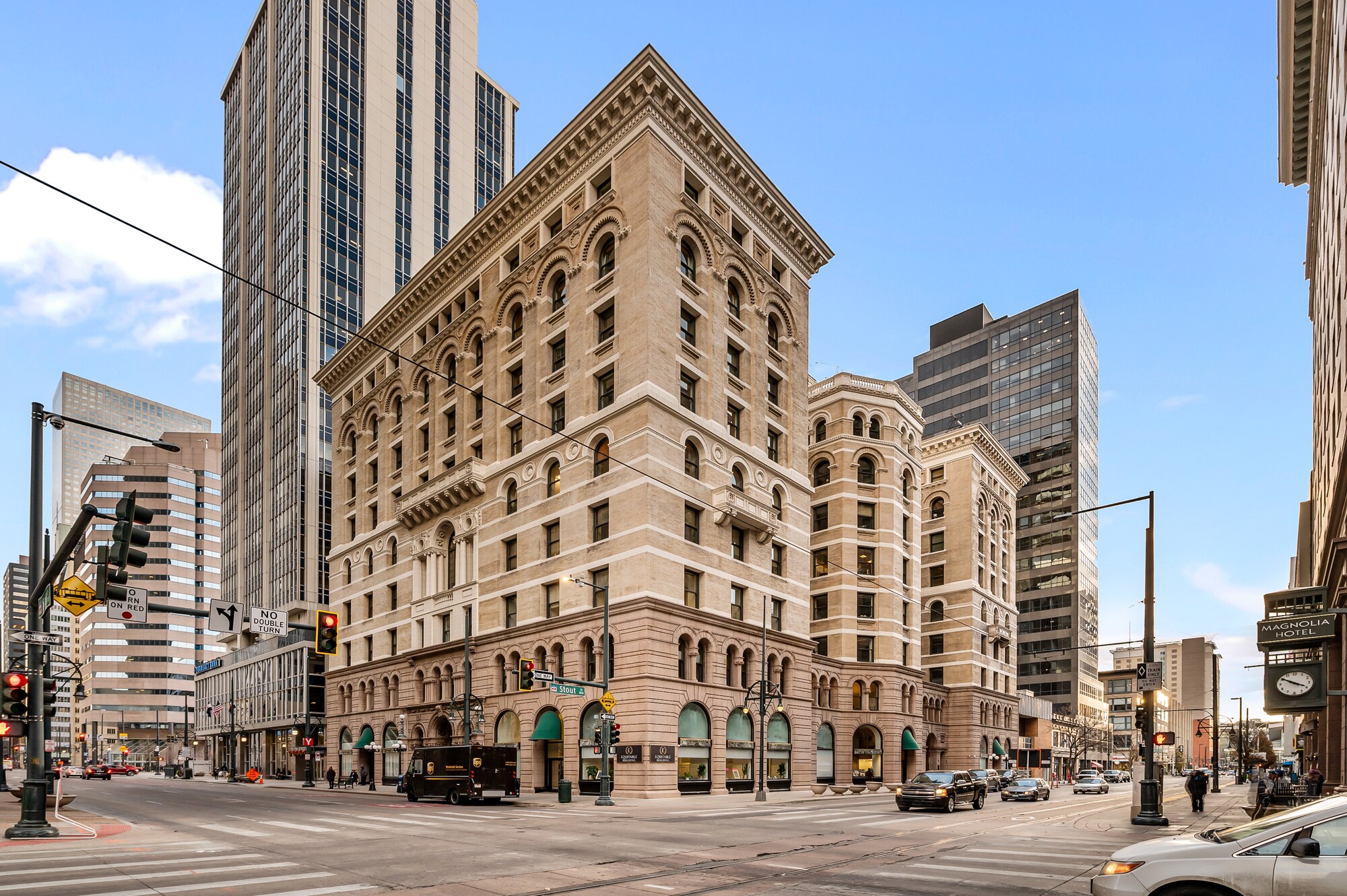 730 17th St, Denver, CO à vendre Photo principale– Image 1 sur 340